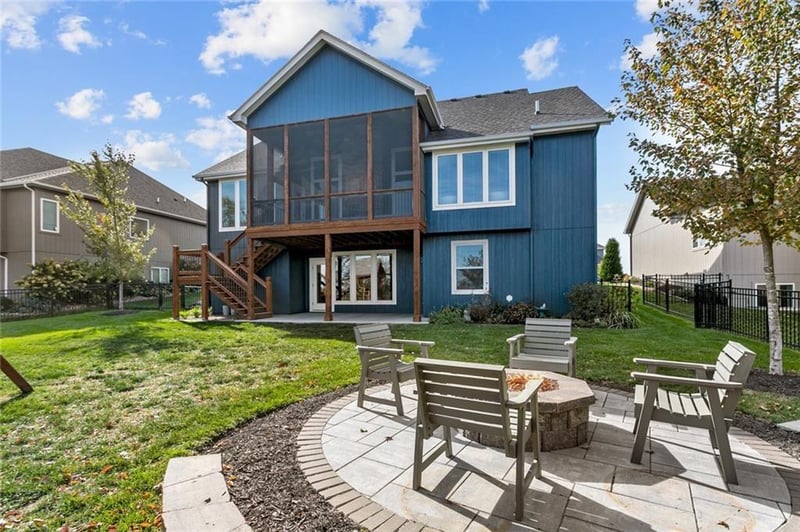 16905 Bradshaw St, Overland Park, KS 66221