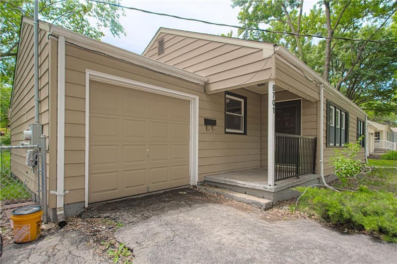 6701 W 79th St, Overland Park, KS 66204