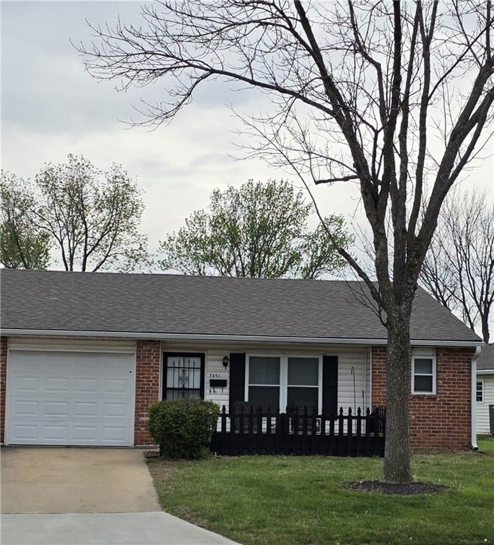 7851 Freeman Ave, Kansas City, KS 66112