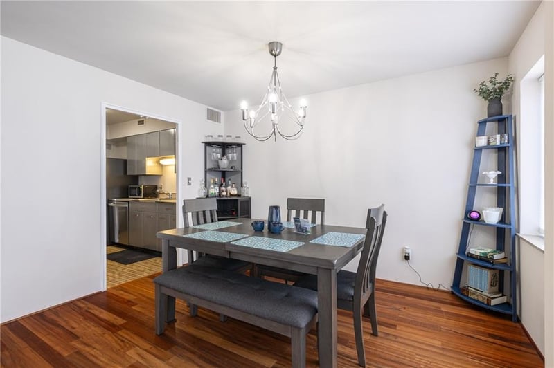 4550 Warwick Blvd #206, Kansas City, MO 64111