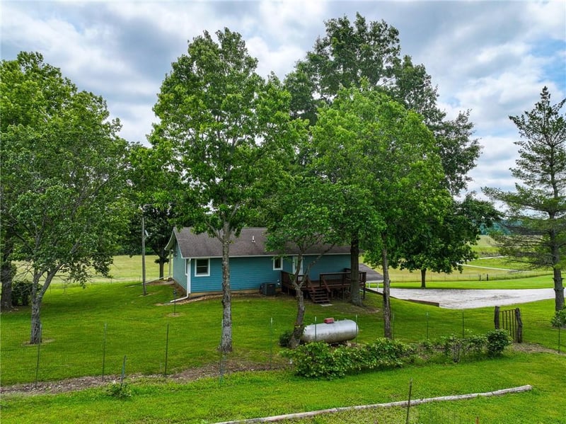 5855 981 Pvt Rd N/A, Collins, MO 64738