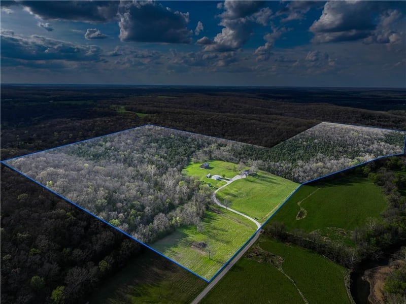5855 981 Pvt Rd N/A, Collins, MO 64738