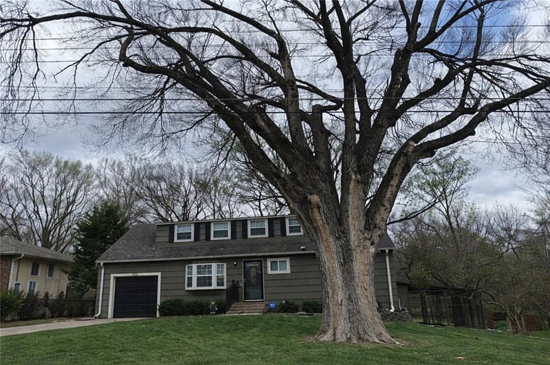 4721 El Monte St, Roeland Park, KS 66205