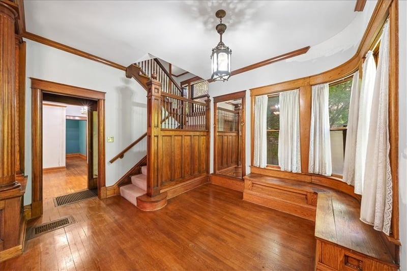 4314 Harrison St, Kansas City, MO 64110