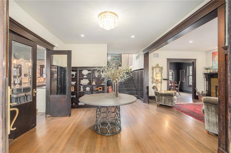 2930 Campbell St, Kansas City, MO 64109