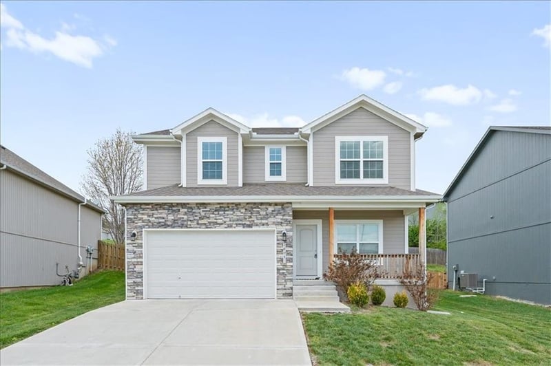 20012 24th Terrace Ct, Independence, MO 64057