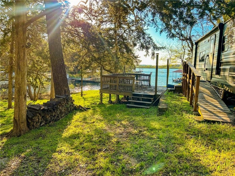 133 Sugar Lake Dr, Mound City, KS 66056