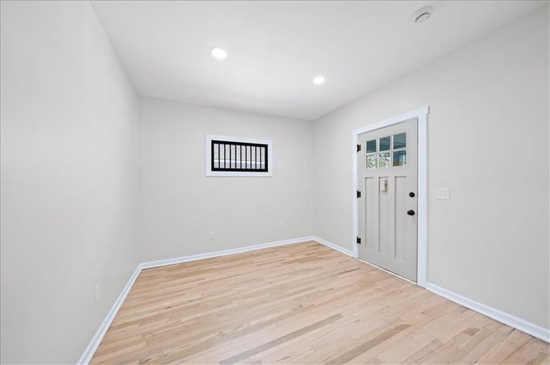 802 17th St, Kansas City, KS 66102