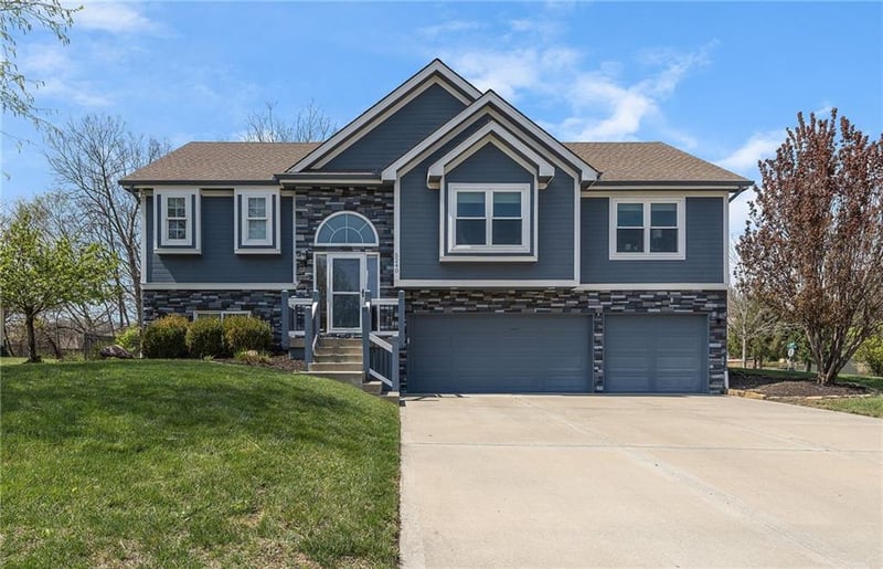 5240 Belton Ct, Kansas City, MO 64150