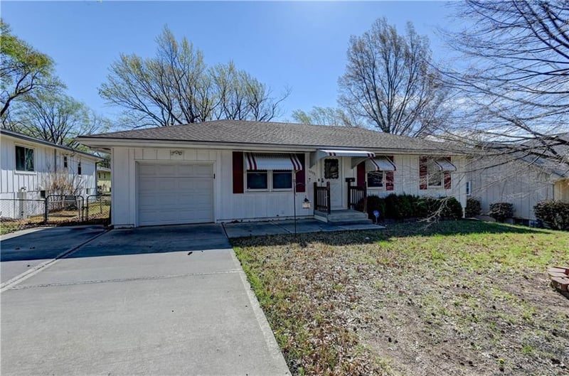 11003 Herrick Ave, Kansas City, MO 64134