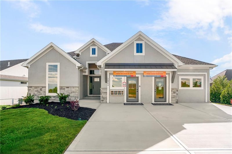 16964 Cheshire St, Olathe, KS 66062