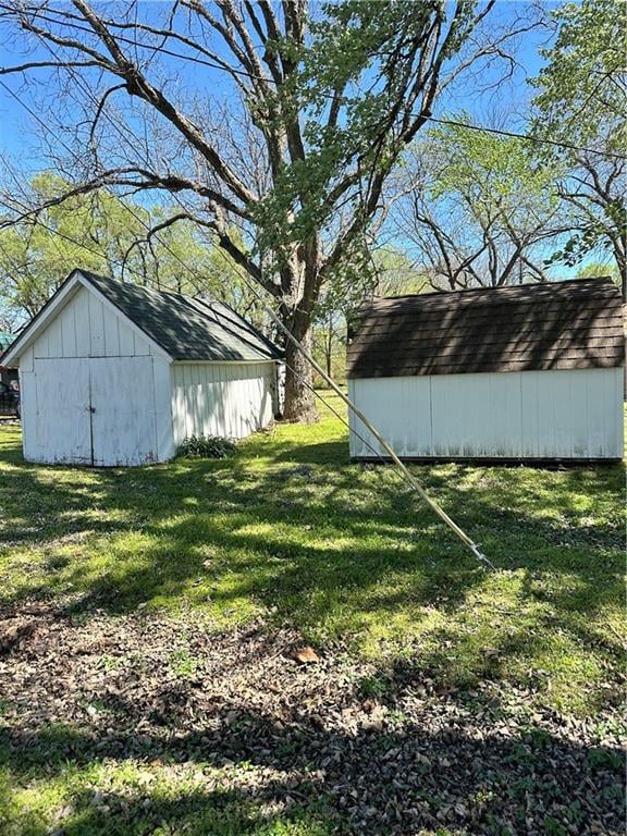 111 7th St, Pleasanton, KS 66075