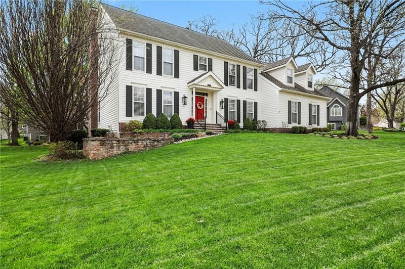 13804 Eby St, Overland Park, KS 66221