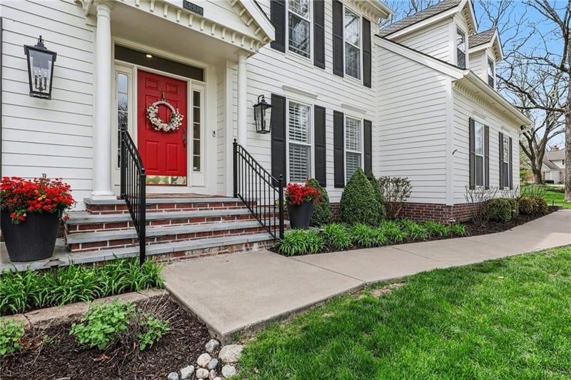 13804 Eby St, Overland Park, KS 66221