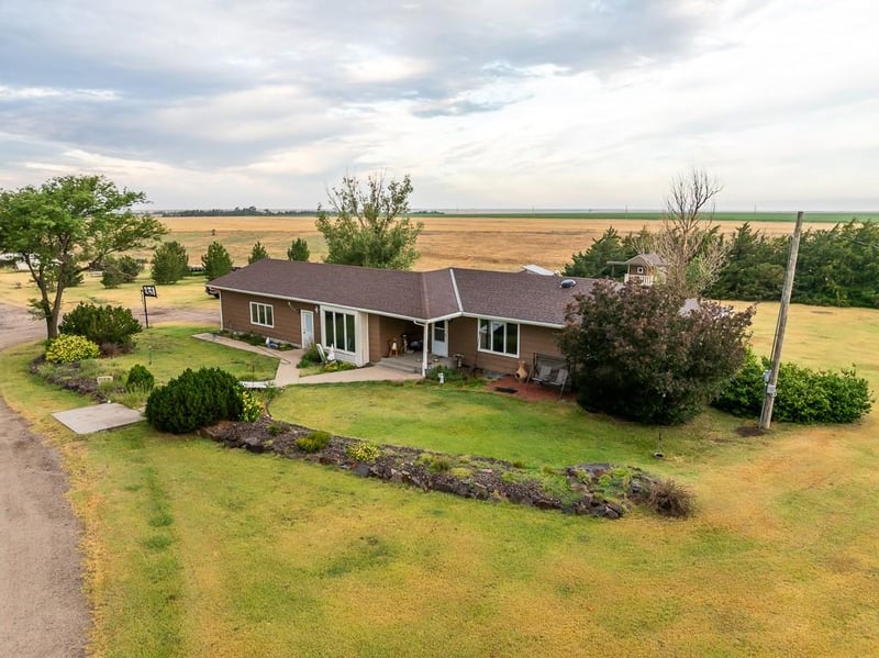 W Rd, Hoxie, KS 67740