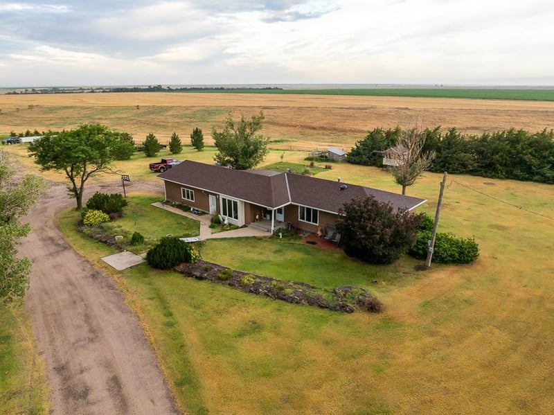 W Rd, Hoxie, KS 67740
