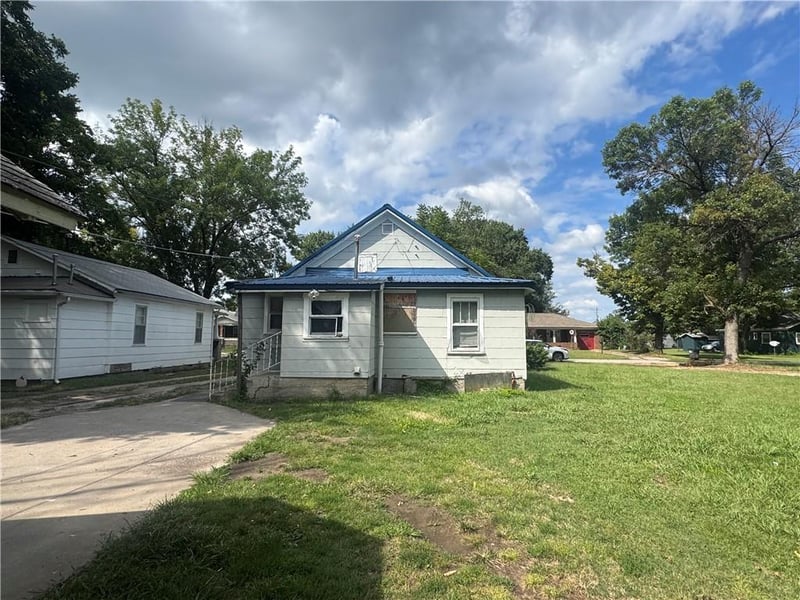 109 W 22nd St, Pittsburg, KS 66762