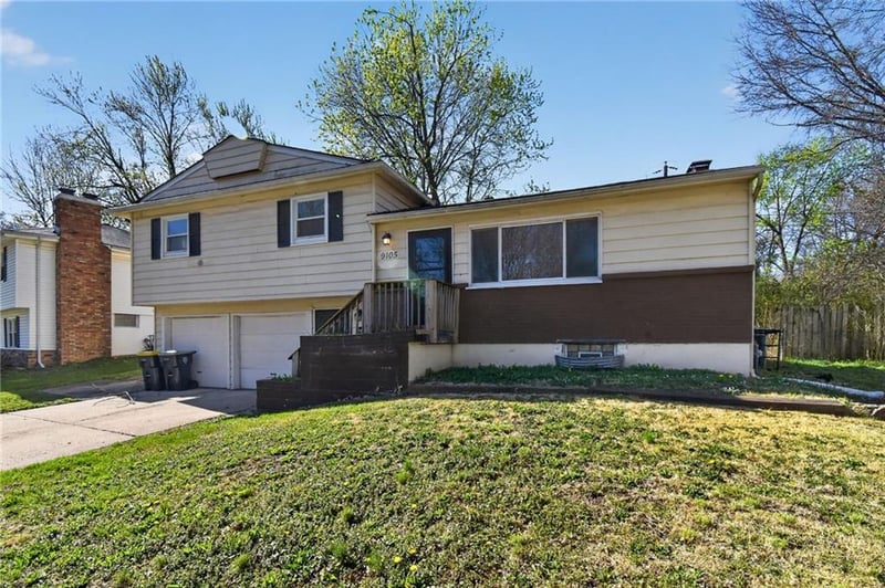 9105 89th St, Kansas City, MO 64138