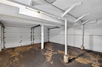 9105 89th St, Kansas City, MO 64138