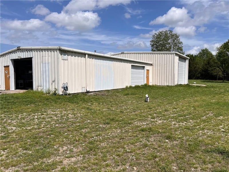 2428 U S 169 Hw, Coffeyville, KS 67337