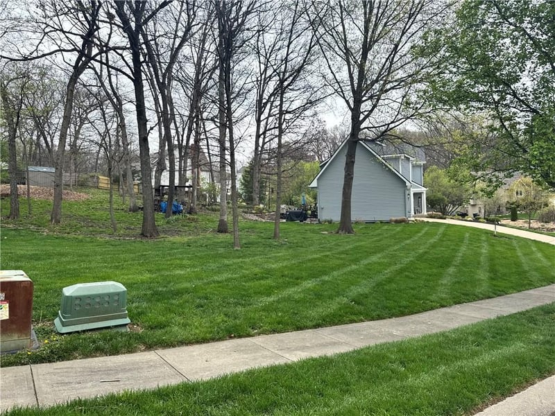 3504 62nd Ter, Kansas City, MO 64151