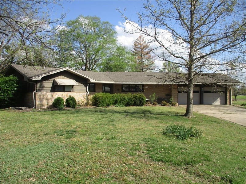 400 Washington St, Columbus, KS 66725