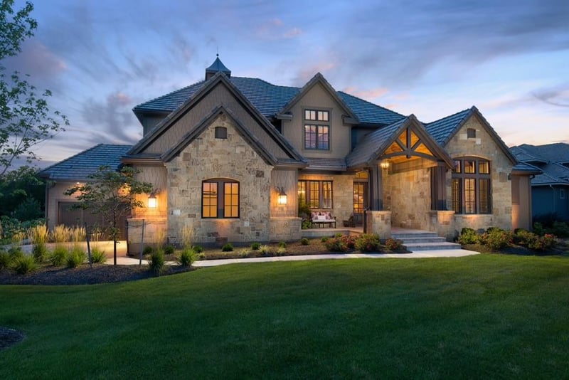 16208 Lucille St, Overland Park, KS 66221