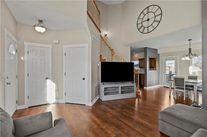 21270 227th St, Spring Hill, KS 66083