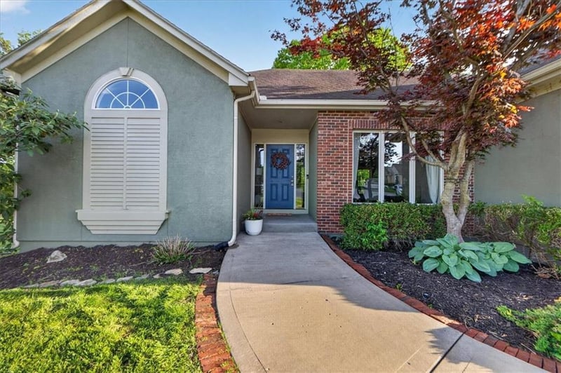 5102 N Belton Ct, Riverside, MO 64150