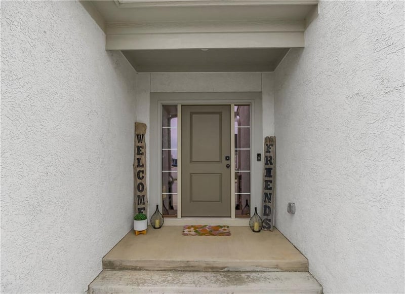 4015 Sagamore Dr, Lee's Summit, MO 64064