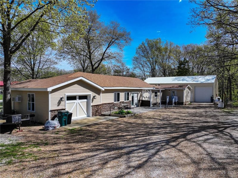 1297 879 Pvt Rd N/A, Deepwater, MO 64740