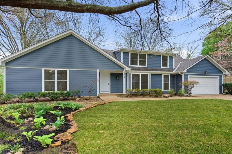 2121 120th St, Leawood, KS 66209