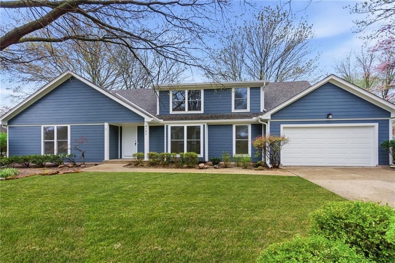 2121 120th St, Leawood, KS 66209