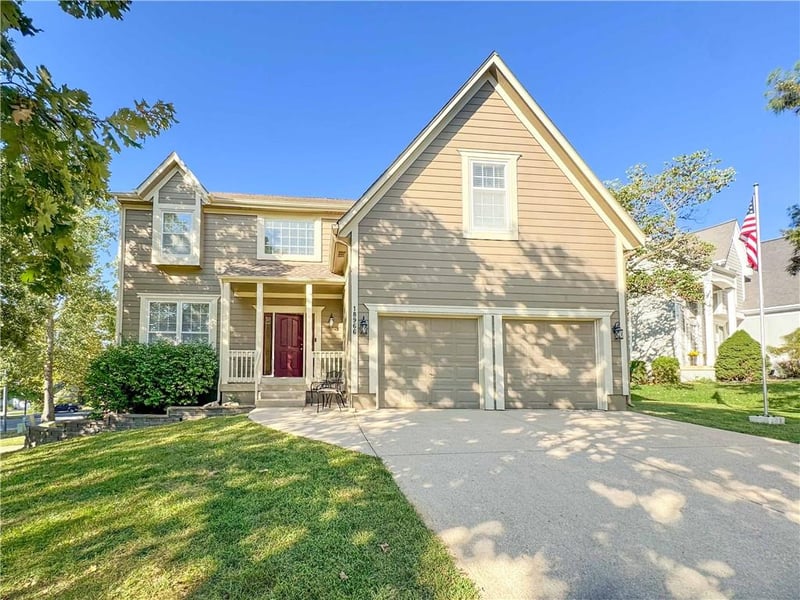 18966 117th Ter, Olathe, KS 66061