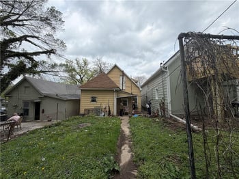 831 Reynolds Ave, Kansas City, KS 66101