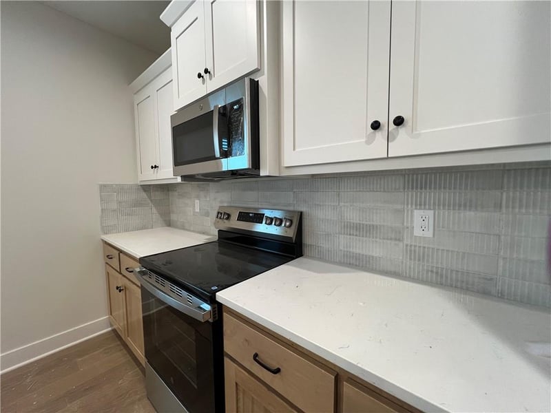 28510 161st St, Gardner, KS 66030