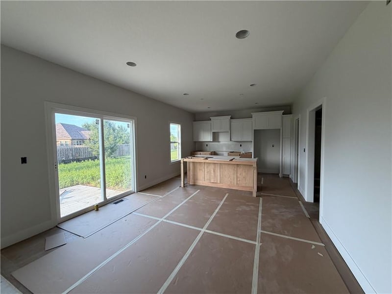 28510 161st St, Gardner, KS 66030