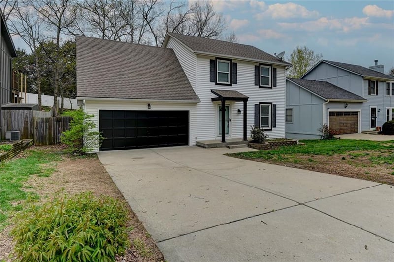 8020 Everton Ave, Kansas City, MO 64152