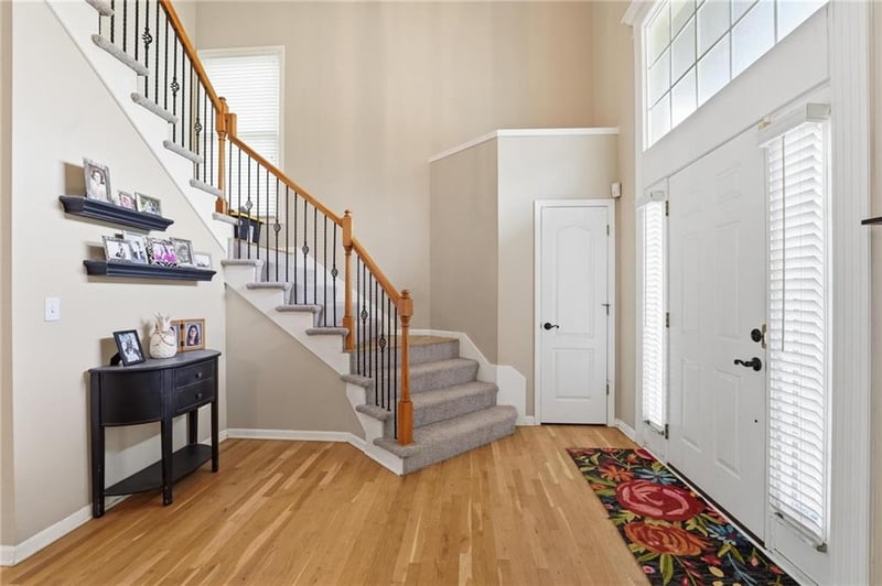 13107 W 137th Ct, Overland Park, KS 66221