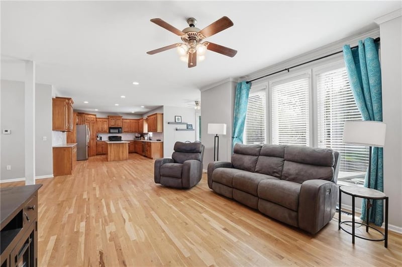 13107 W 137th Ct, Overland Park, KS 66221