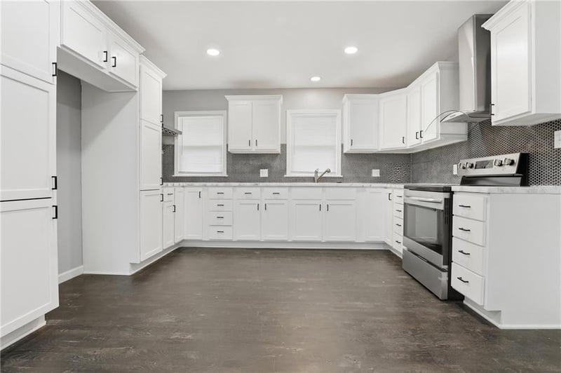 2900 30th St, Kansas City, KS 66104