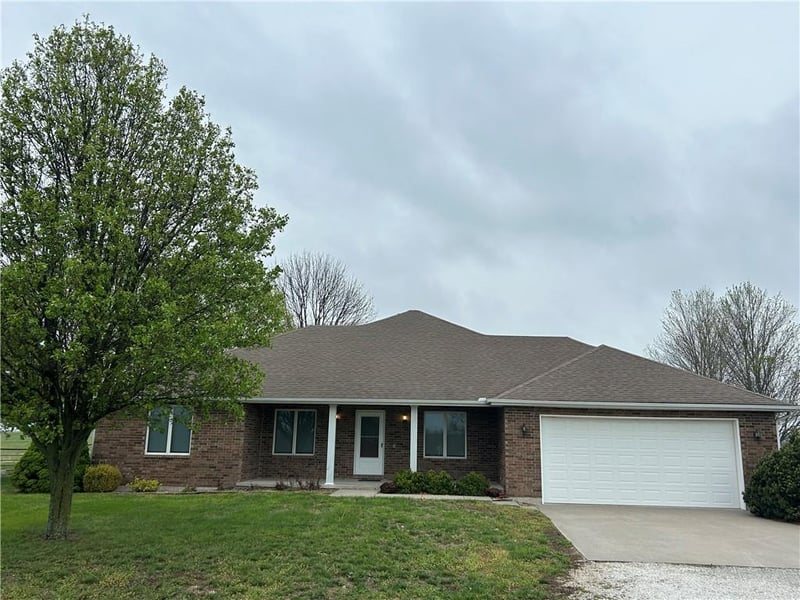 1379 M Hw, Clinton, MO 64735
