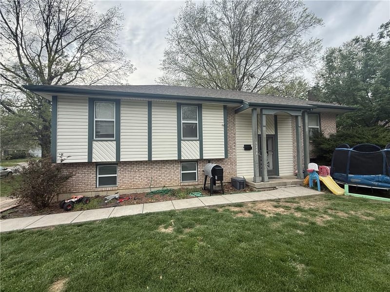 5236 Mccoy St, Kansas City, MO 64133