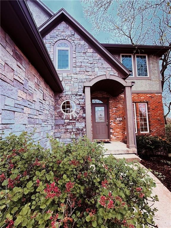 521 Minter Rd, Grain Valley, MO 64029
