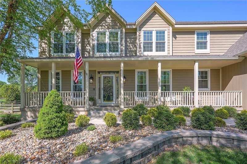 18440 Lamar Ave, Stilwell, KS 66085