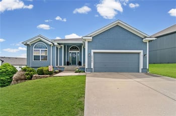 10727 N Tennessee Ave, Kansas City, MO 64157