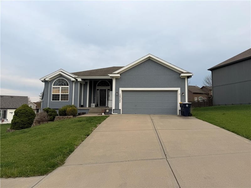 10727 Tennessee Ave, Kansas City, MO 64157