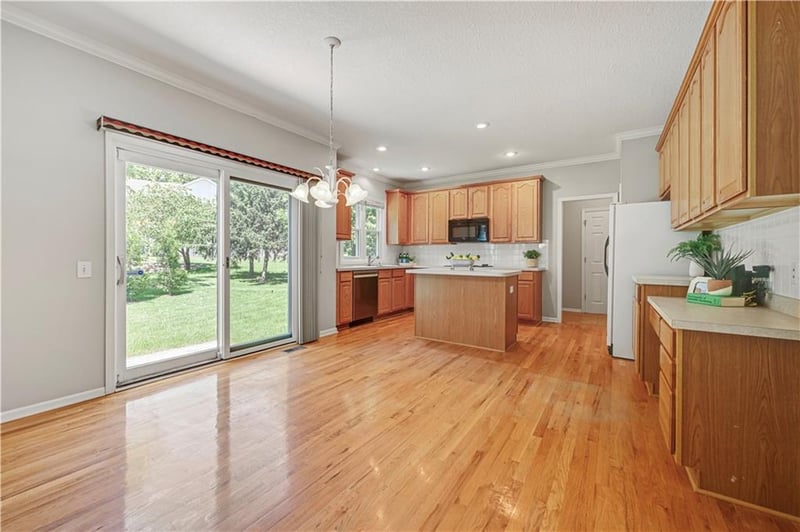 12462 Rosehill St, Overland Park, KS 66213