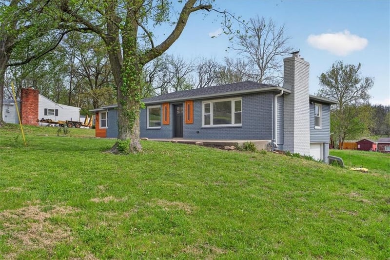 6807 Sycamore Ave, Kansas City, MO 64133