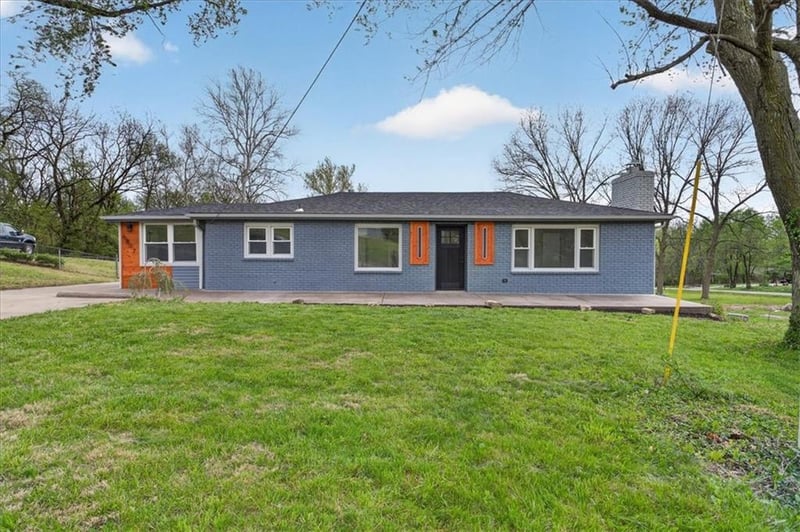 6807 Sycamore Ave, Kansas City, MO 64133